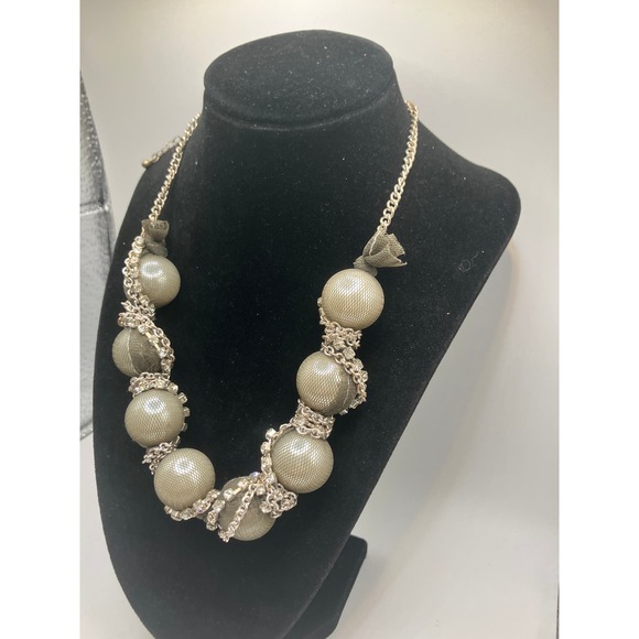 Fishnet Stockings Large Beads Wrapped with Rhinestones & Chain Twisted Necklace! - Picture 4 of 8